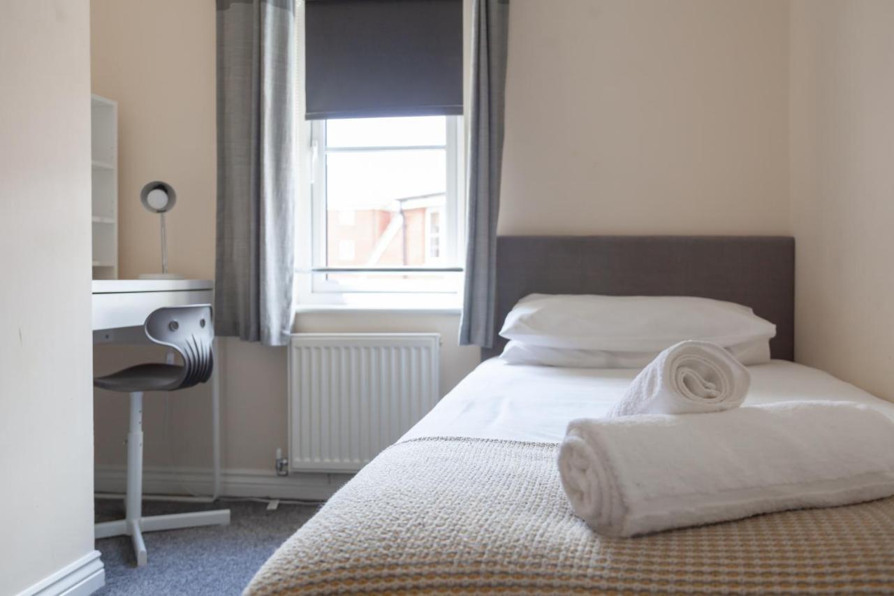 Hereford - Mayflower Coach House, Modern 2 Bedroom Property With Parking, Located South Of Hereford City, Suitable For Small Family, Couple Or Contractors - Sleeps Up To 5 Guests - Hosted By Rentmyhouse Buitenkant foto